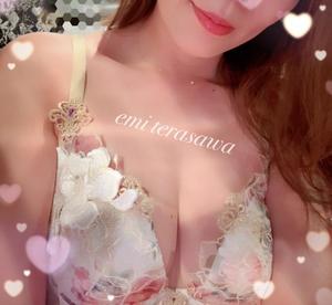 Emi Terasawaの写メ日記｜エレガント 川崎高級店ソープ