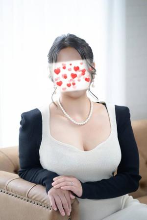 梅宮六花の写メ日記｜ハールブルク 吉原高級店ソープ