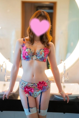 愛沢せれなの写メ日記｜リュクス～LUXE～ 吉原高級店ソープ