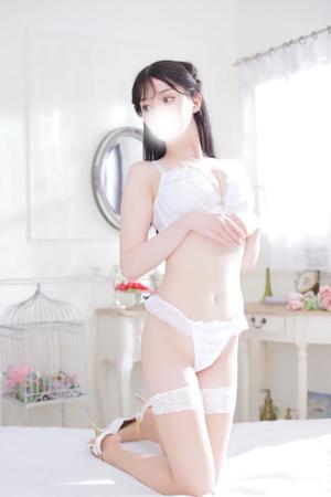 ゆりなの写メ日記｜王室 吉原高級店ソープ