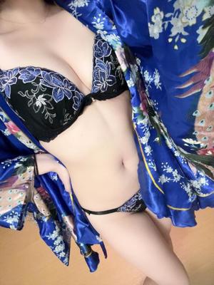 かのんの写メ日記｜王室 吉原高級店ソープ
