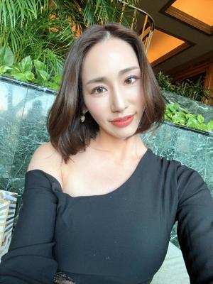 雫の写メ日記｜王室 吉原高級店ソープ