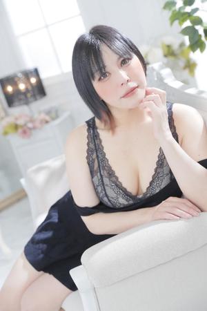 白雪由夏の写メ日記｜プレジデントクラブ 吉原高級店ソープ