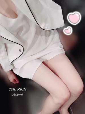 Akemiの写メ日記｜リッチ～THE RICH～ 千葉県・栄町高級店ソープ