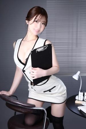 えみりの写メ日記｜ヴェルサイユ 吉原高級店ソープ