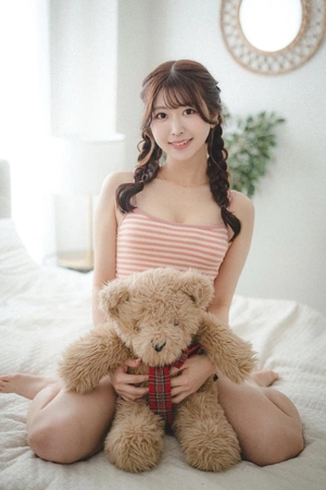 えみりの写メ日記｜ヴェルサイユ 吉原高級店ソープ