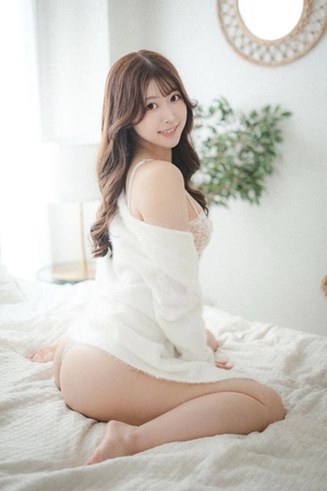 えみりの写メ日記｜ヴェルサイユ 吉原高級店ソープ