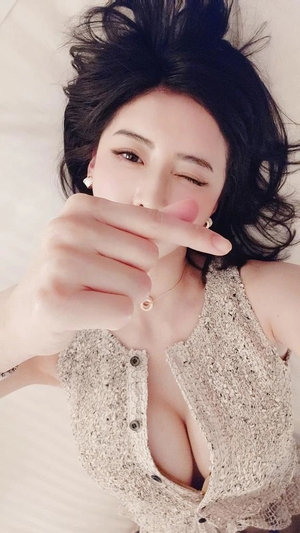 林田はなの写メ日記｜ヴェルサイユ 吉原高級店ソープ