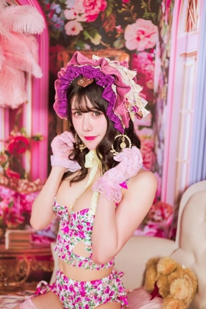 あまねの写メ日記｜ヴェルサイユ 吉原高級店ソープ