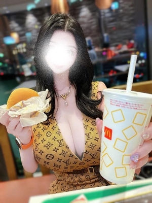 萌木の写メ日記｜ヴェルサイユ 吉原高級店ソープ