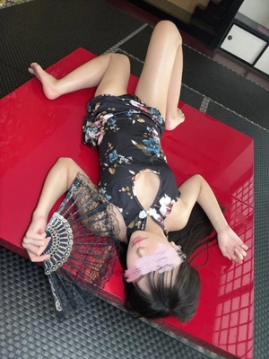 ももの写メ日記｜ヴェルサイユ 吉原高級店ソープ