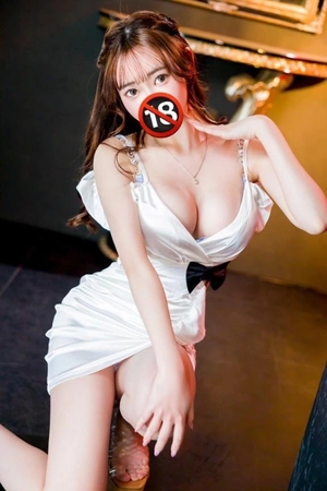 すずの写メ日記｜ヴェルサイユ 吉原高級店ソープ