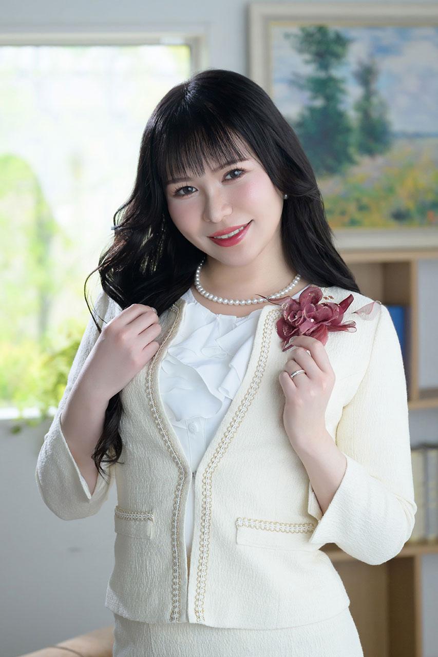 叶 麗花 | 吉原 ハールブルク (1 / 8)