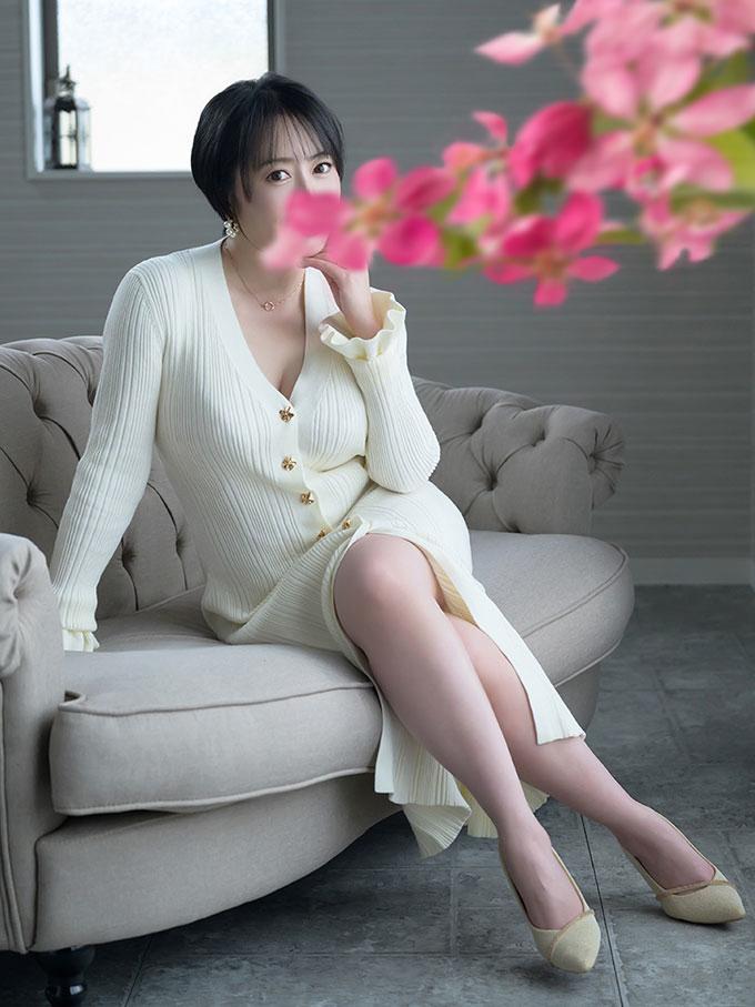 椎名由貴 | 吉原 ローテンブルク (6 / 6)