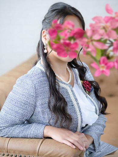 梅宮六花 | 吉原 ハールブルク (1 / 8)