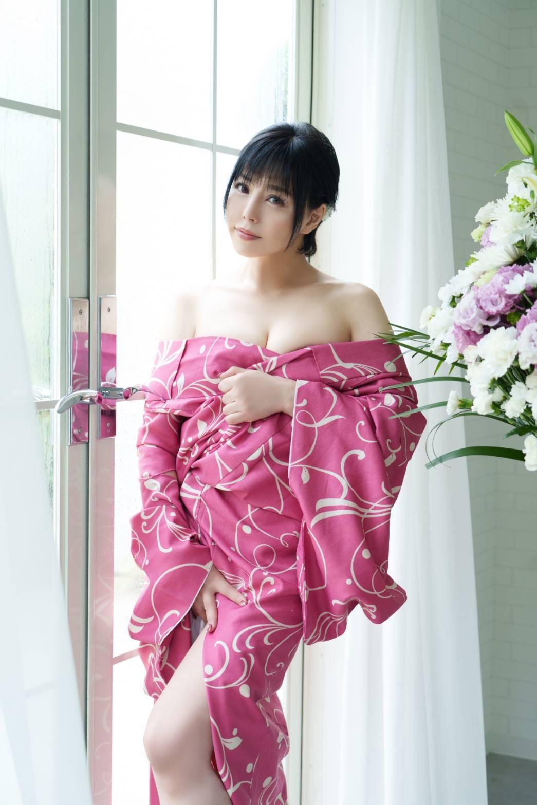 白雪由夏 | 吉原 プレジデントクラブ (3 / 5)