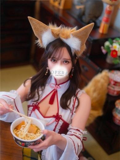 愛梨 | 吉原 オペラ (1 / 5)