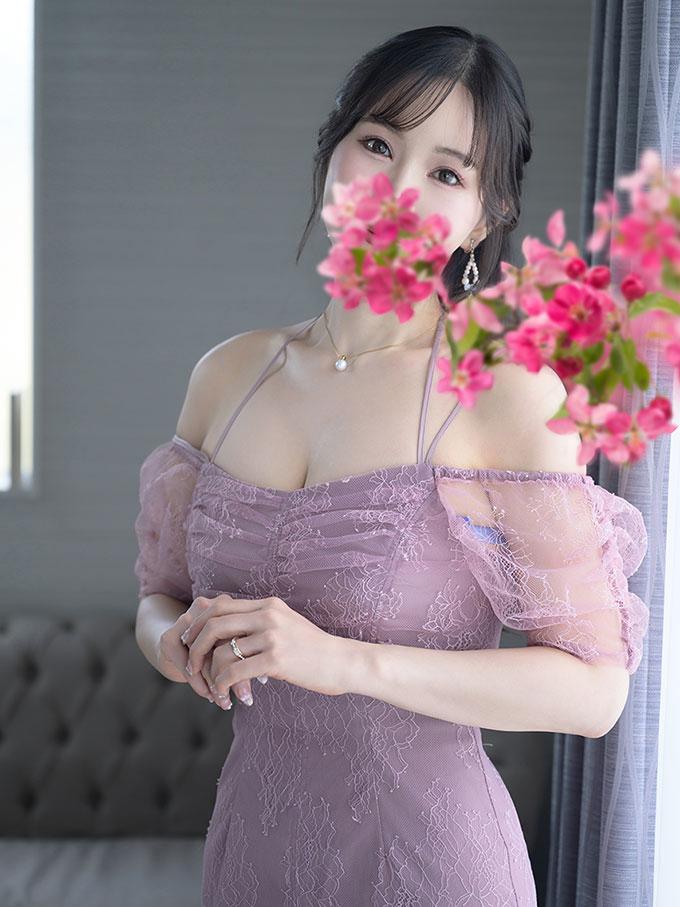 柚木梨七 | 吉原 ローテンブルク (1 / 7)