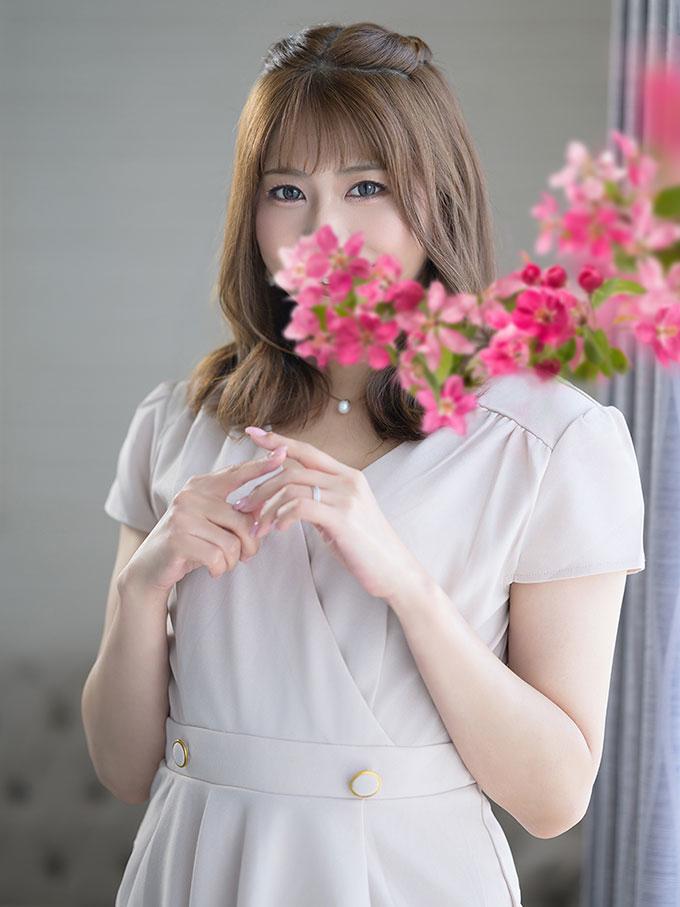 藤崎美奈 | 吉原 ローテンブルク (1 / 7)