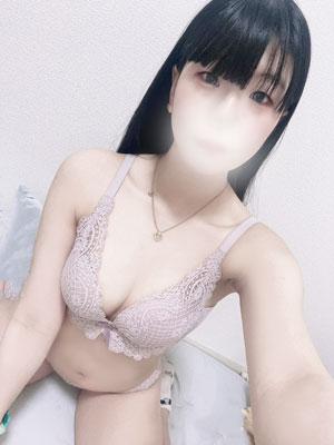 ななみ | 茨城県・水戸 アクアマリン (1 / 2)