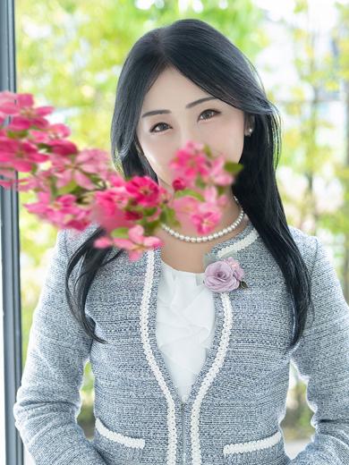 朝日柚葉 | 吉原 ハールブルク (1 / 8)