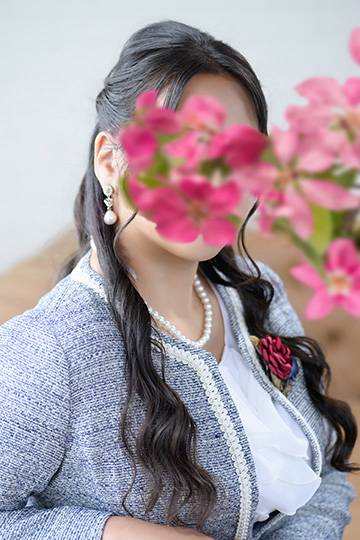 梅宮六花|ハールブルク 吉原高級店ソープ