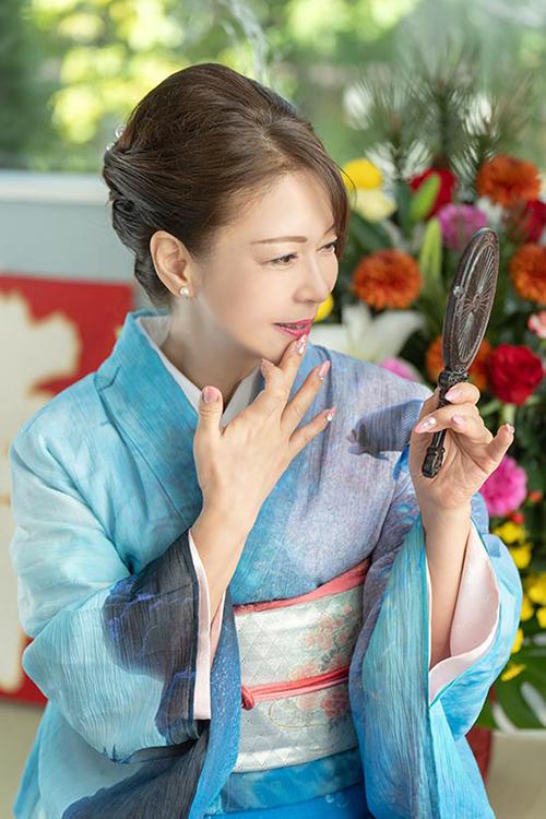 朝香いろは・葉月美優・逢沢美遥のグラビア｜プレジデントハウス 吉原大衆店ソープ