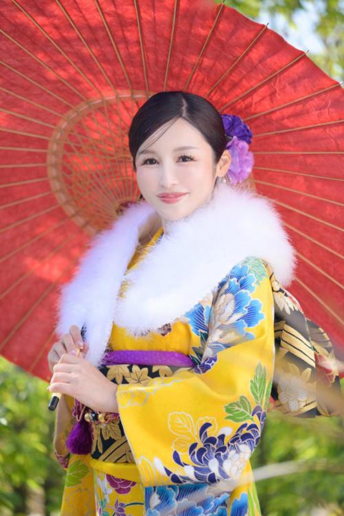 つぼみのグラビア｜秘書室 吉原高級店ソープ